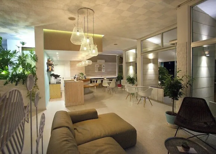Costantiana Beach Hotel Apartments