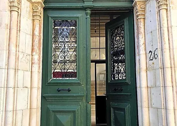 Le Mat Hostel